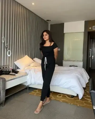 Call Girls Pandabeswar Cash On Delivery